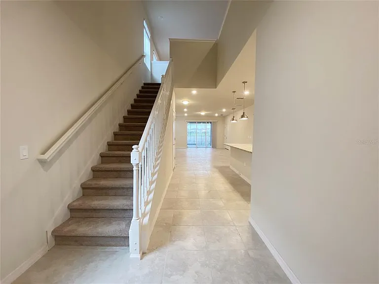 7360 Oakmoss Loop — Photo 2