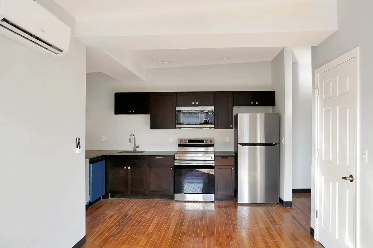 1 bed, $1,550 — Photo 1