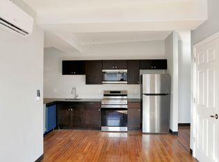43 Railroad St UNIT 206, Woonsocket, RI 02895