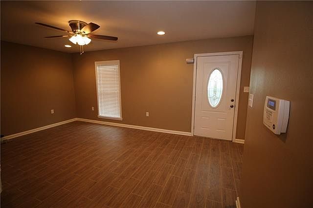 1st image of 316 Judiciary Dr