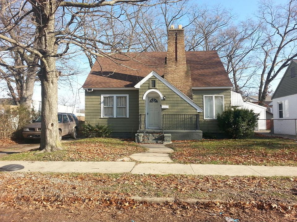 1st image of 3036 Sanford St