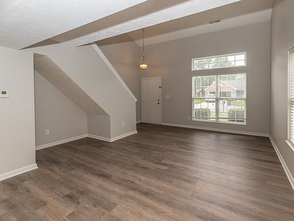 2nd image of 10686 Trailwood Dr