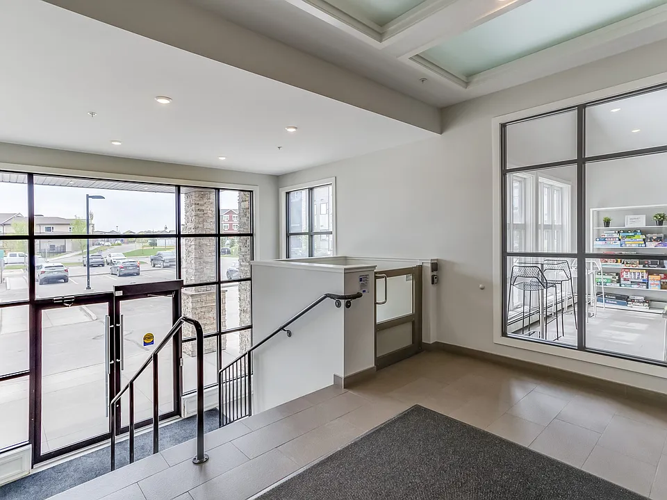 241 Willis Cres
