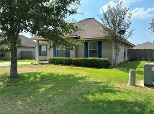 28490 Twilight Dr, Ponchatoula, LA 70454