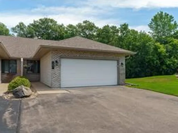 5851 Oxboro Ave N, Stillwater, MN 55082