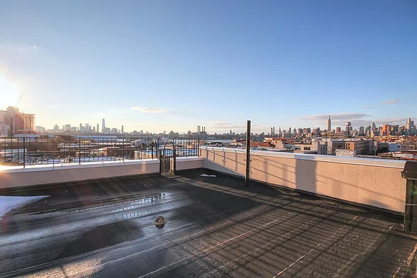 Rented by GTM Property Group  | media 38