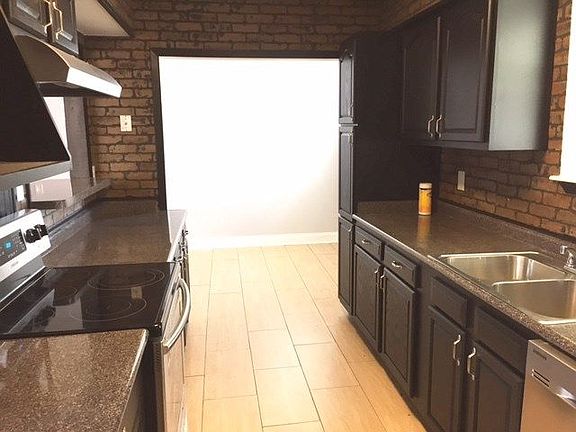 5th image of 13529 N Lemans St