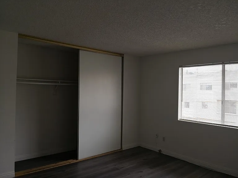 415 S Orange Ave #I — Photo 6