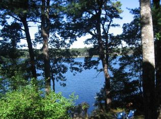 3 Hope Ln, Forestdale, MA 02644