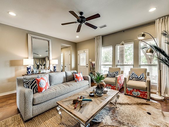 5th image of 1609 Monterrey Dr