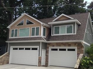 115 Lane 150 Crooked Lk, Angola, IN 46703
