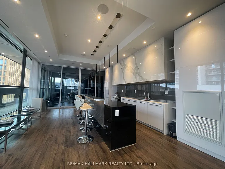 290 Adelaide St W #3509 — Photo 45
