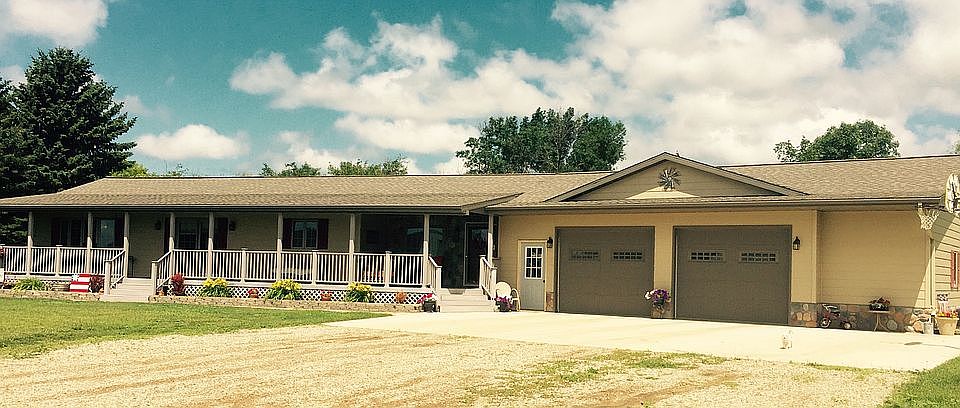 Covered front porch 