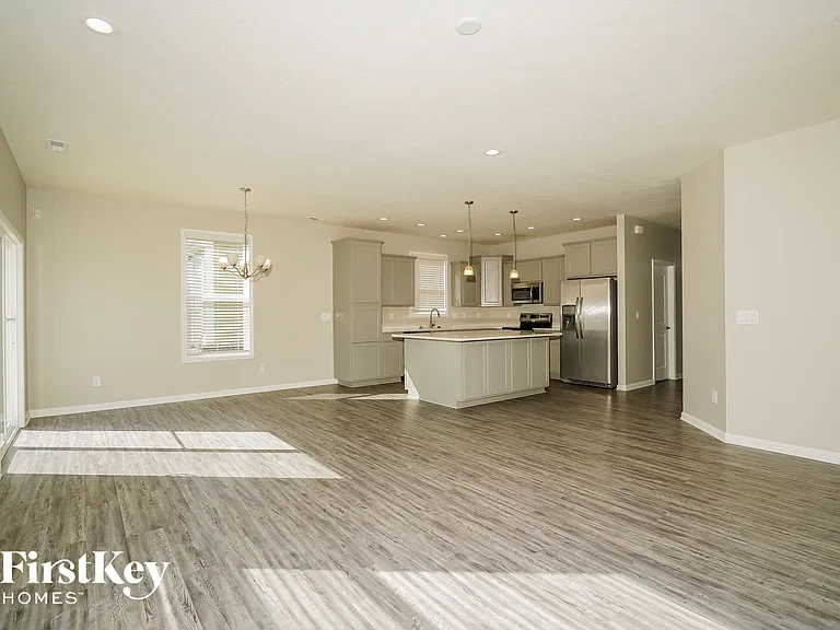 13390 N Carefree Ct — Photo 3