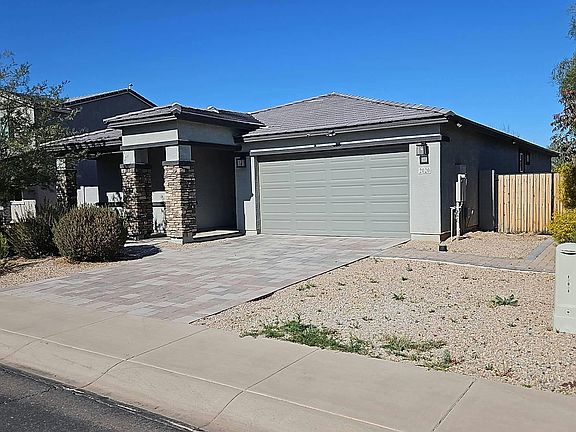 2nd image of 2020 E Kansas Dr