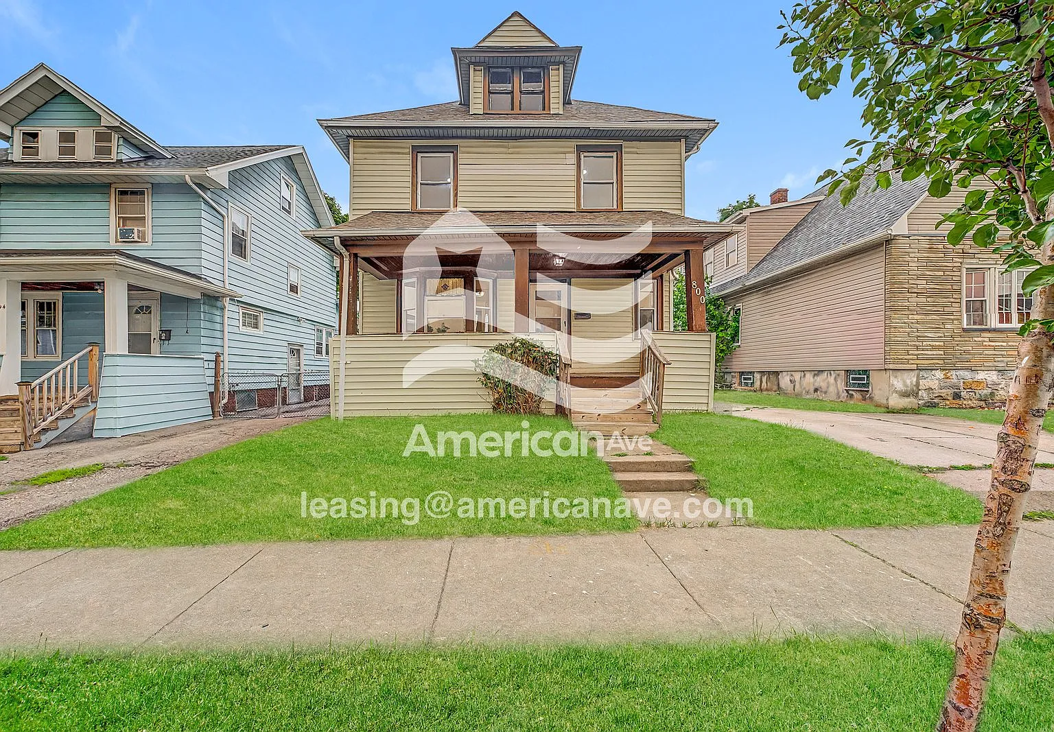3 bed, 1.5 bath, 1554 sqft, $1,397 — Photo 1