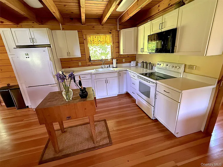 978 Claryville Rd — Photo 14