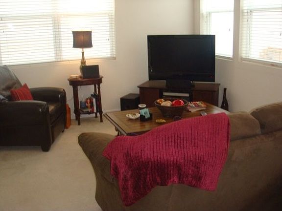 4th image of 239 Hiawassee Dr