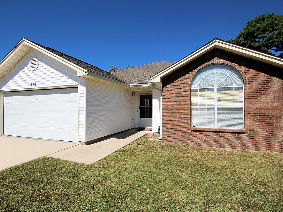 1st image of 318 Celeste Dr