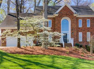 2807 Hackney Way, Jamestown, NC 27282