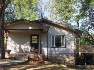 5845 Tomahawk Rd, Winston Salem, NC 27106