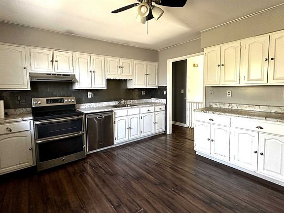 2nd image of 429 Nimham Rd