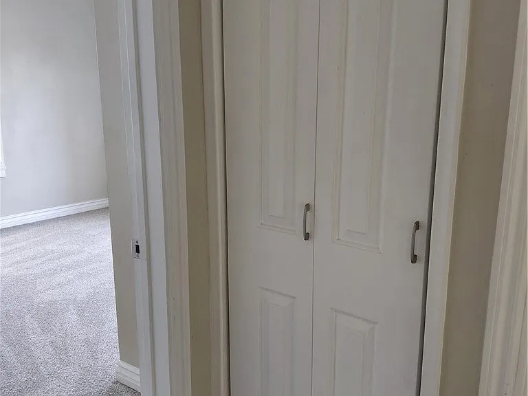 974 Edgar Ave — Photo 11