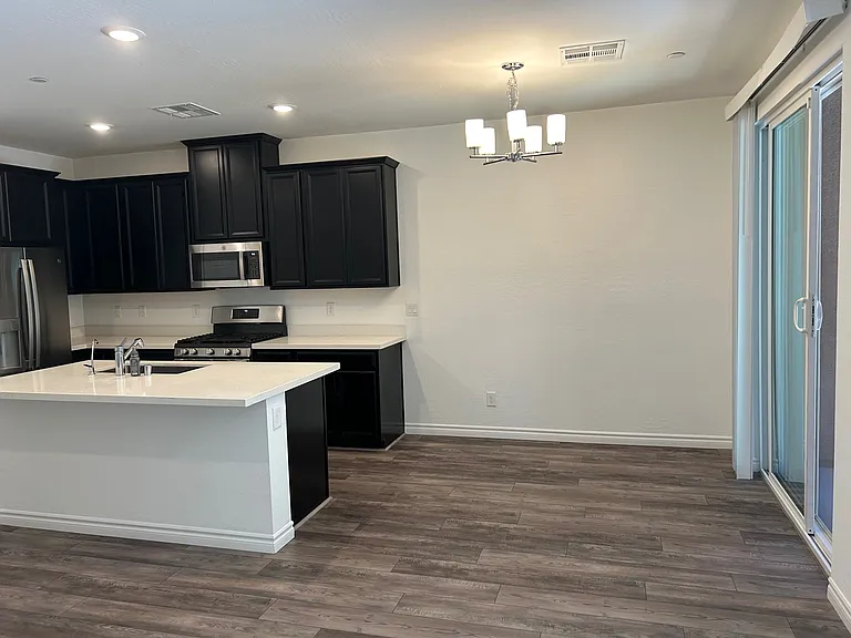 25 Barbara Ln #35 — Photo 7