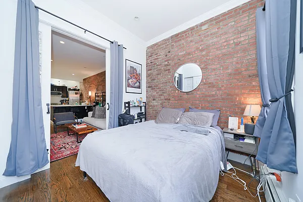 Rented by Living New York | media 7