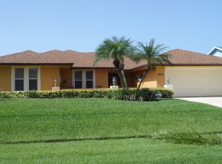 720 SE Seahouse Dr, Pt Saint Lucie, FL 34953