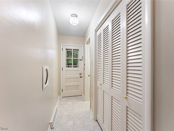 2nd image of 2752 Sedgewick St NE