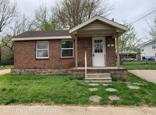 1721 N Rogers Ave, Springfield, MO 65803