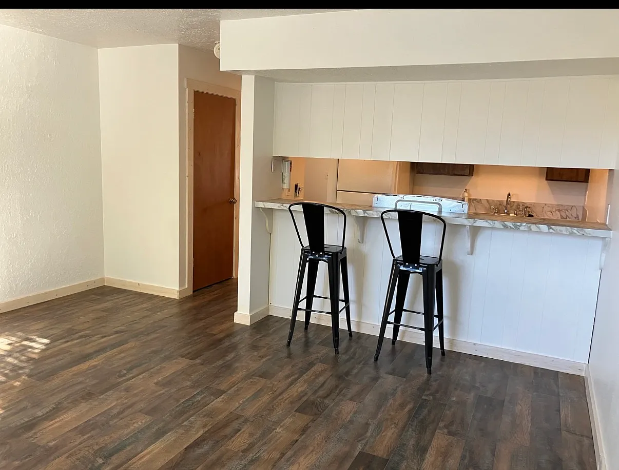 70 N 2nd St — Photo 3