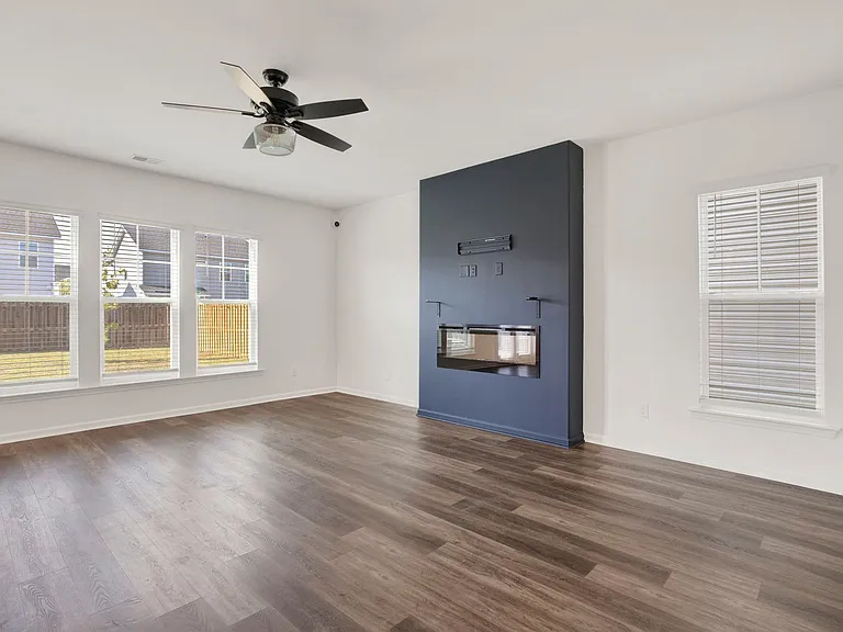26 Allston Ln — Photo 3
