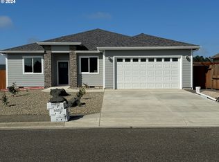 3660 Virginia Ave, North Bend, OR 97459