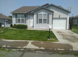 1749 Sneffels St, Montrose, CO 81401