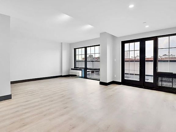 4th image of 88 Linden Blvd APT 7A