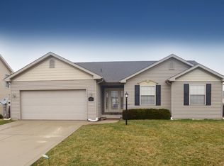 635 Sedgegrass Dr, Champaign, IL