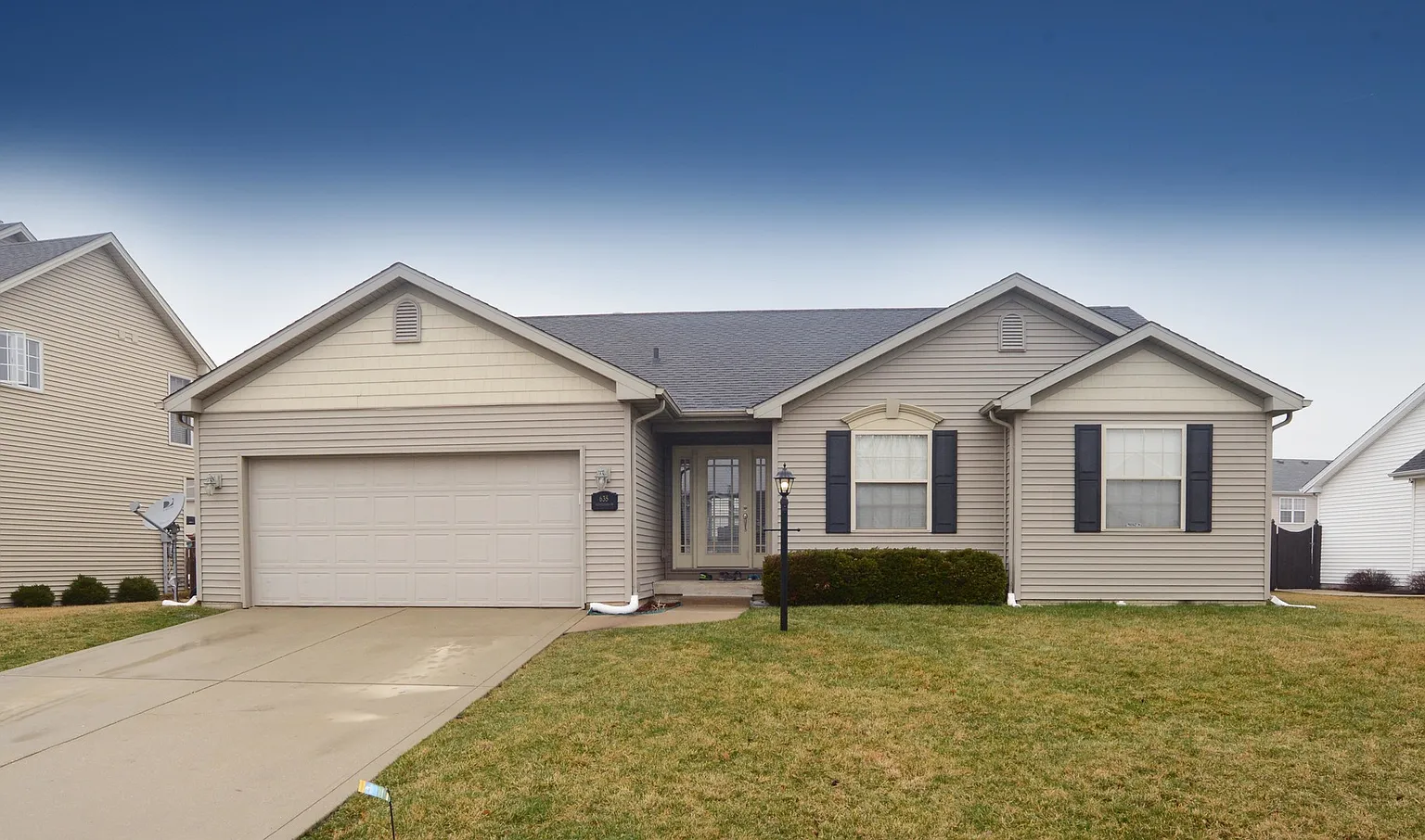 635 Sedgegrass Dr photo 1