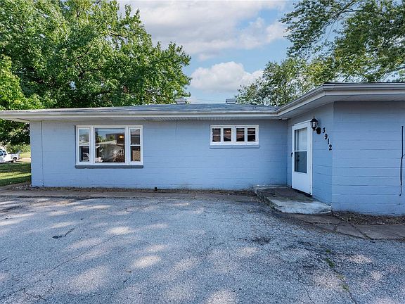 4th image of 3910 Pomona Ct