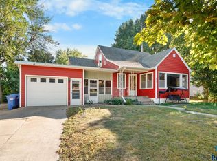 903 W 26th St, Sioux Falls, SD 57105