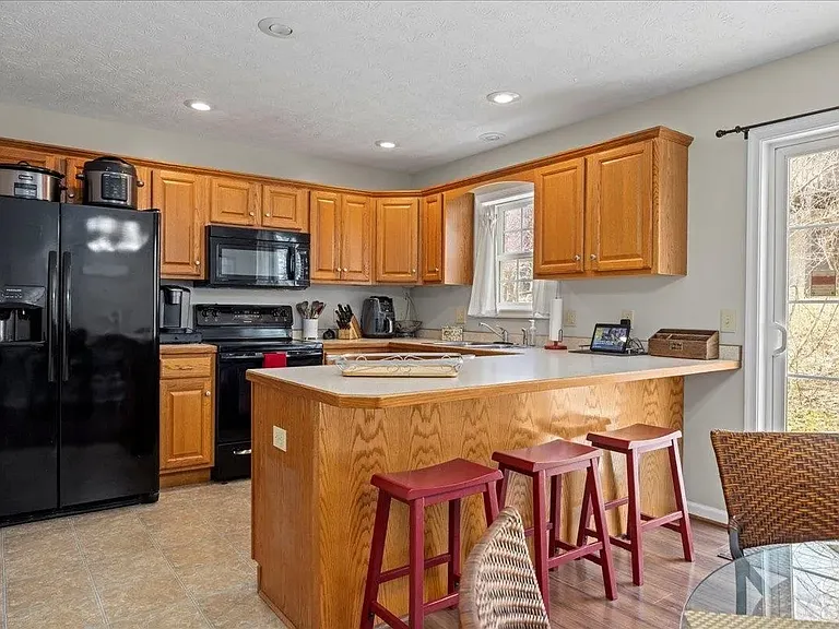 2332 Wishing Well Ct — Photo 4