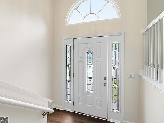 4th image of 5329 Sweetsprings Way SW