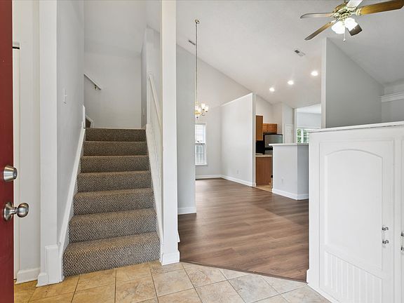 3rd image of 100 Kevin Ct