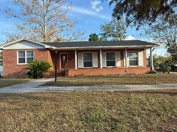 617 Pine Ave SW, Live Oak, FL 32064