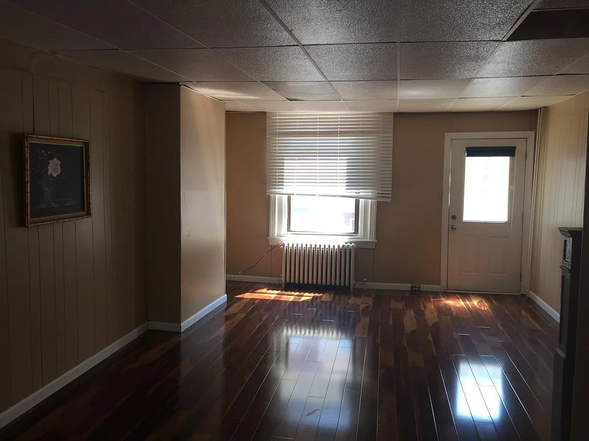 2712 N Taylor Street — Photo 2