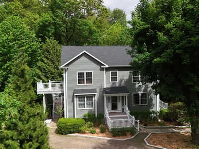 1470 Sylvan Avenue, Trumbull, CT, 06611