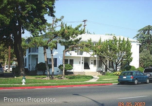1st image of 1721 N Van Ness Ave APT 201