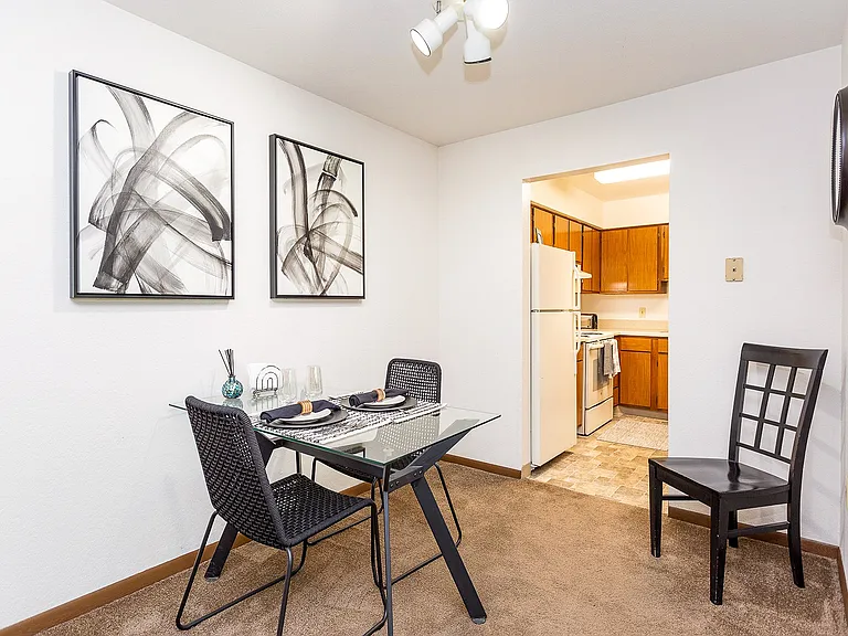 Winchell Way Apartments — Photo 14