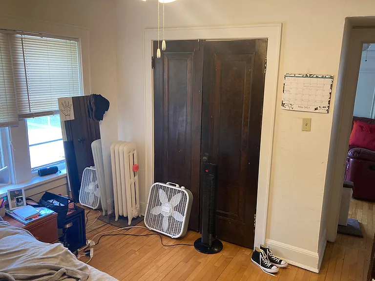 Newport Manor — Photo 78